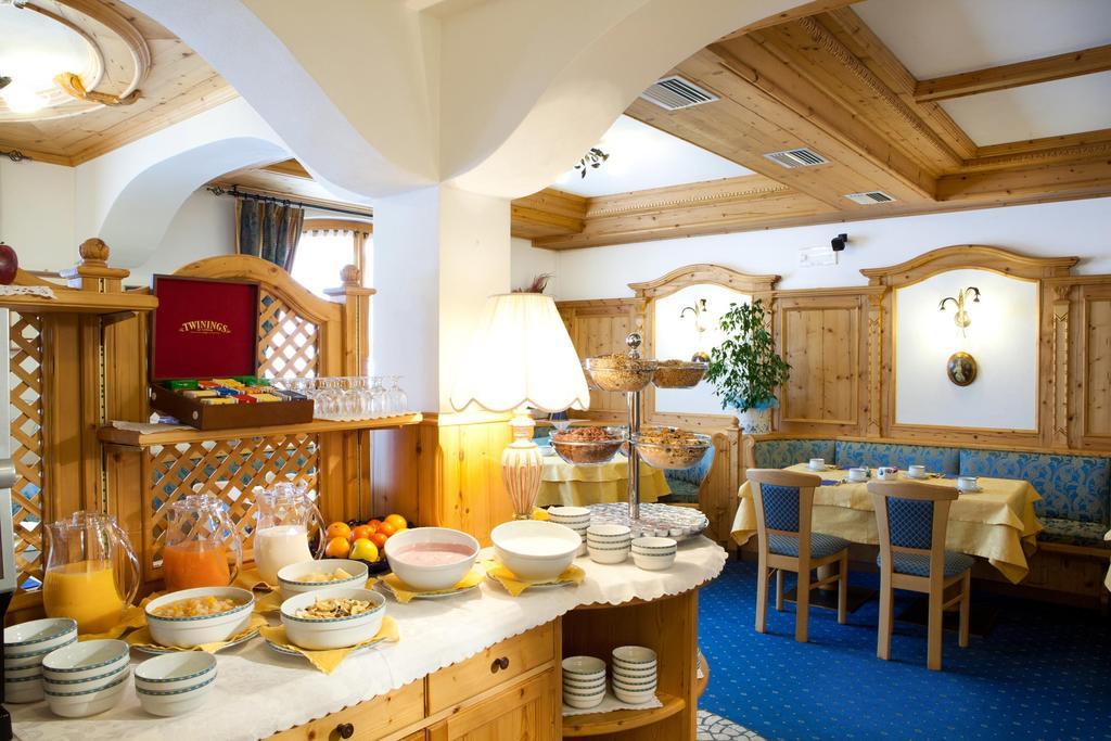 Hotel Garni Laura Арабба Екстер'єр фото